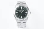 Vacheron Constantin Overseas 4500V Series – 41mm Stainless Steel Watch with Green Dial and Steel Bracelet